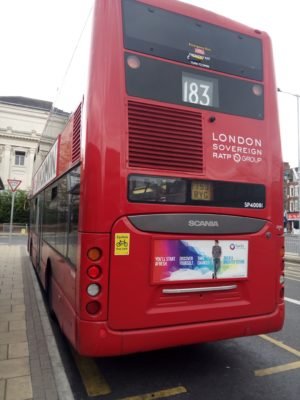 bus rouge à impériale bus rouge à impériale