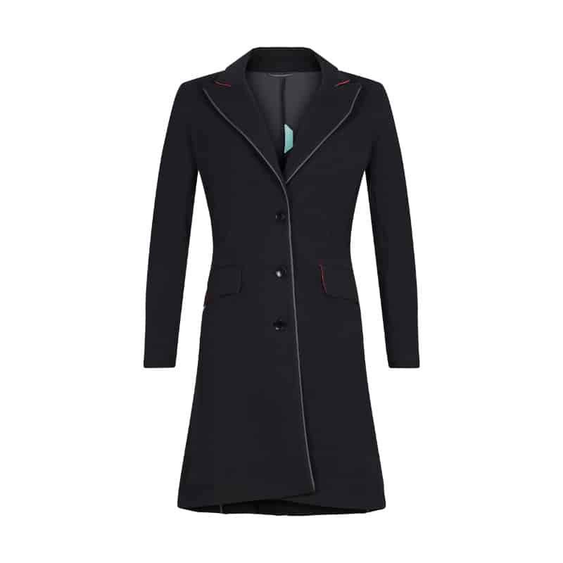 vue ghost de face du mandeau noir, avec son passepoil silver réfléchissant suivent la bordure, du col au bas du manteau, discret s'il n'est pas éclairé