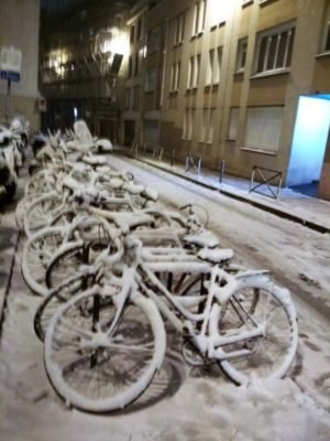 vélo_sous_neige_miniature vélos sous la neige