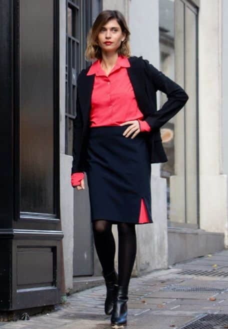 un chic classique de la cycliste citadine