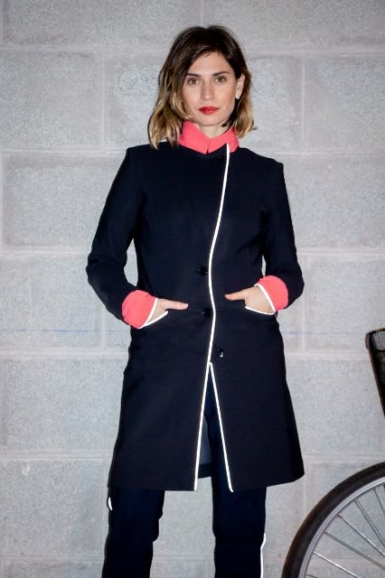 le manteau femme chic et visible de nuit