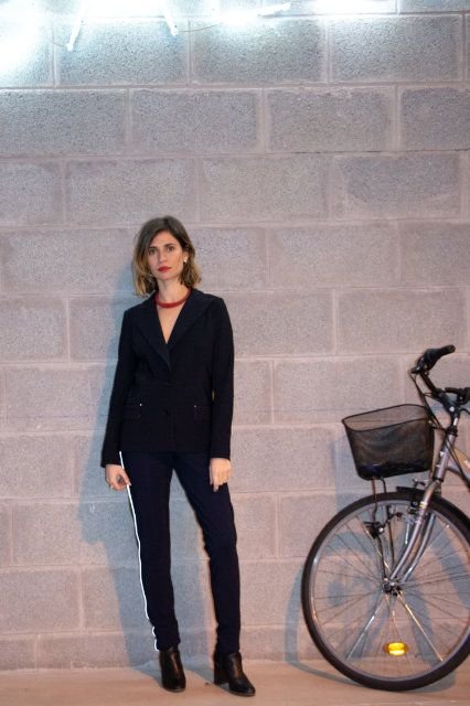 de seul smoking conçu pour faire du vélo