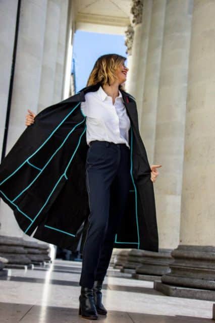 trench femme, chic ouvert, sobre fermé